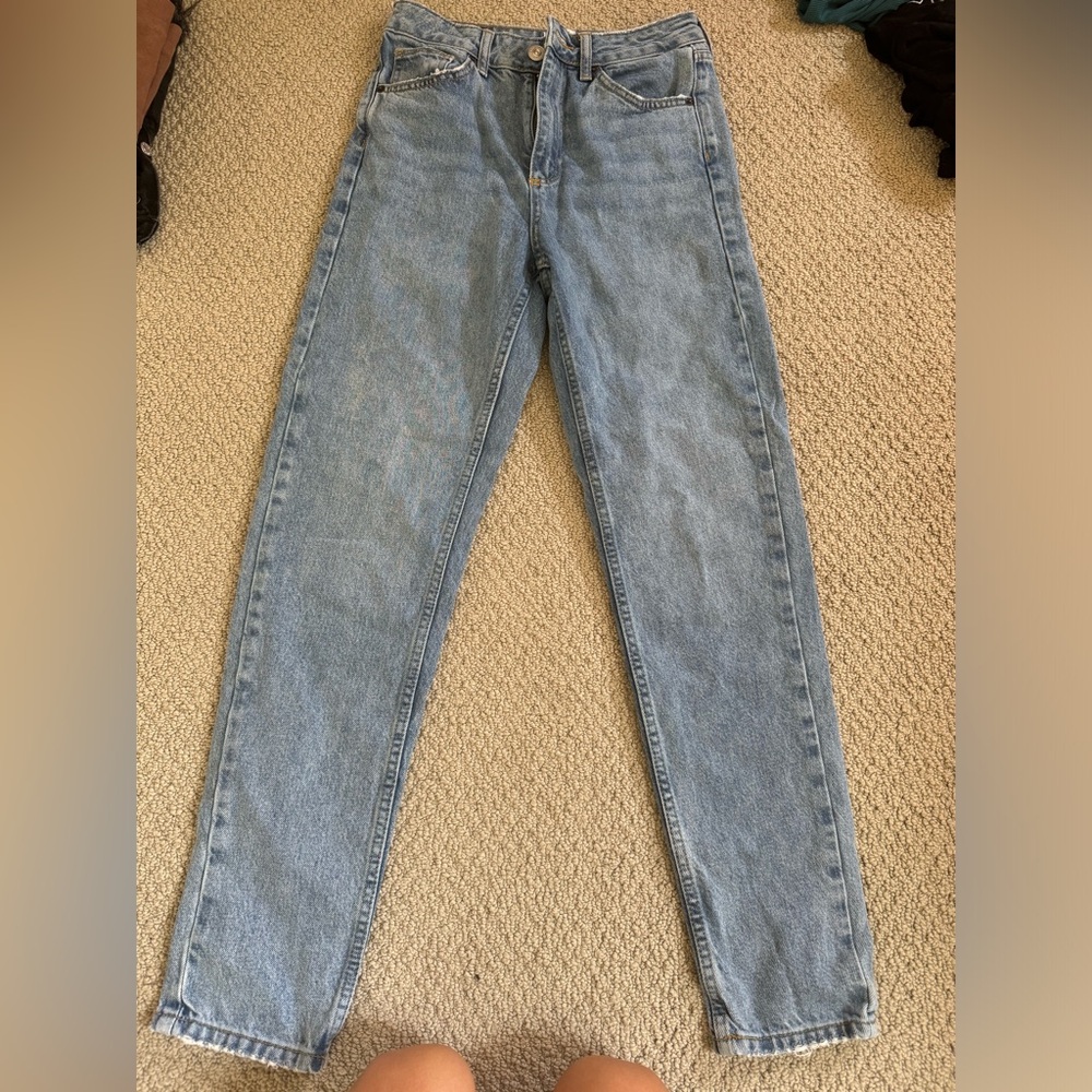 BDG UO size 26 mom jeans